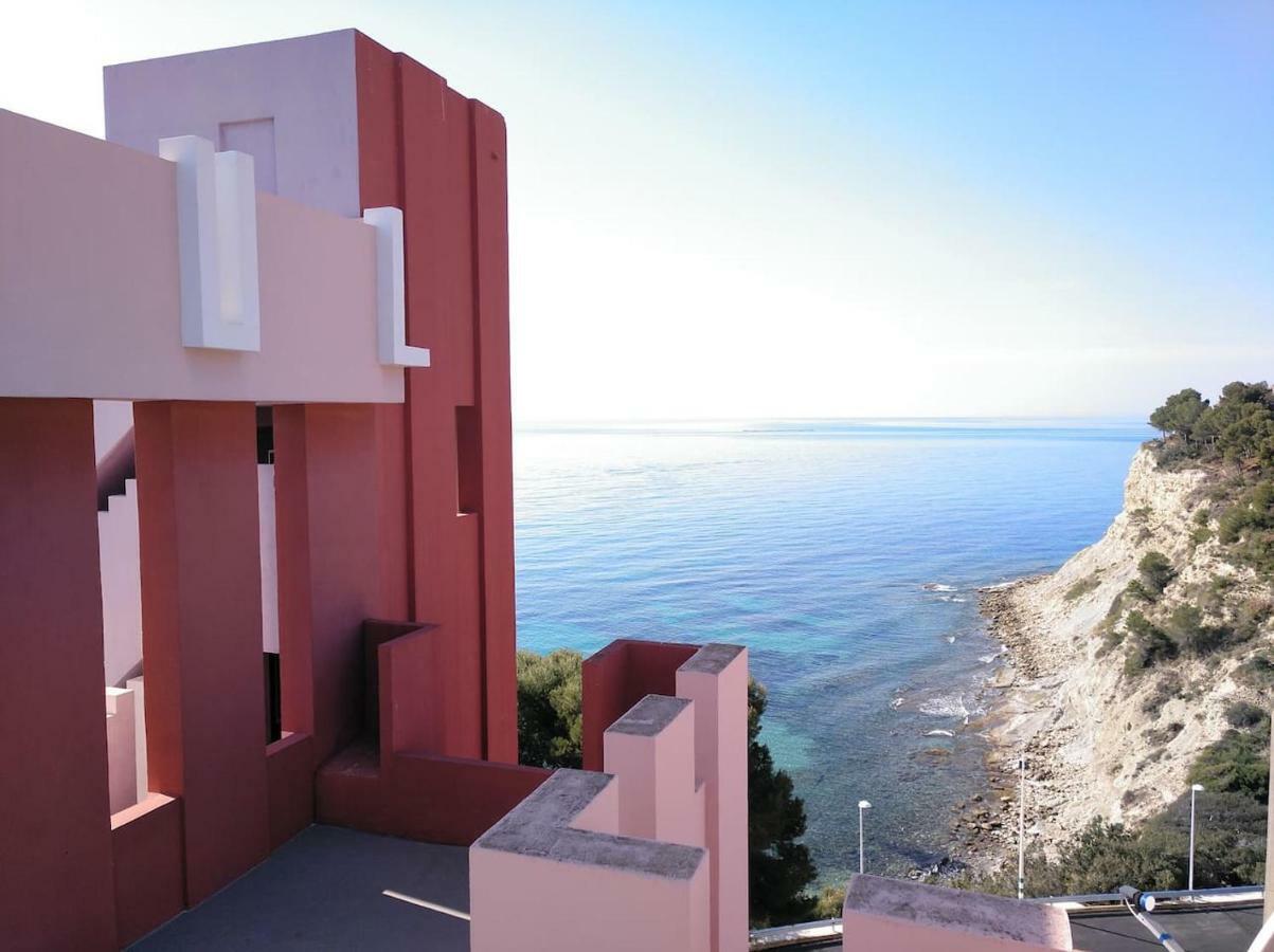 Estudio En La Muralla Roja Калпе Екстериор снимка